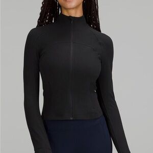 Perfect condition cropped nulu define jacket size 0